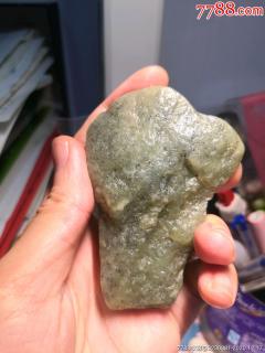 和田玉黄口青花特色原石
